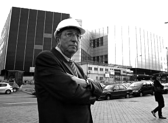 El teatro es m�o y me lo tiro cuando quiero